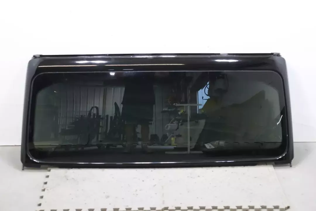 OEM Front Windshield Glass & Frame – Jeep Wrangler JL (2018–2022, Black PX8)