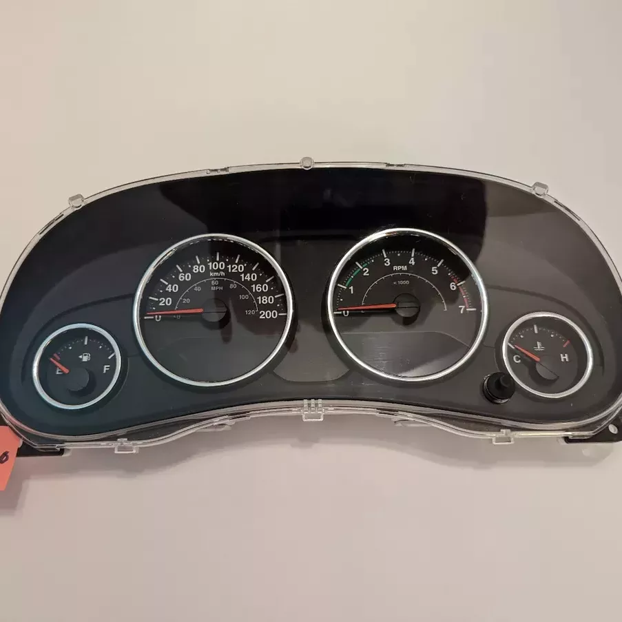 2011 Jeep Wrangler JK OEM Speedometer Gauge Cluster – 40K Miles Used